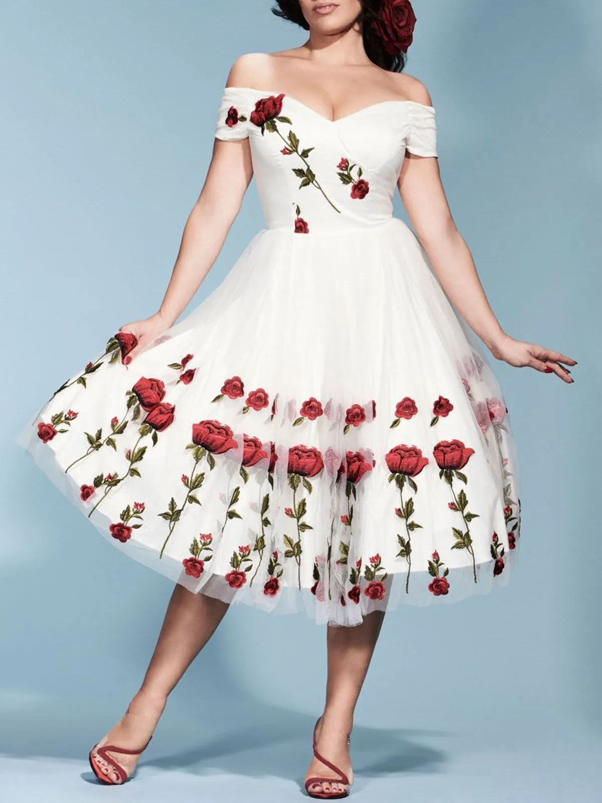 1950s Rose Embroidery Wedding Dress