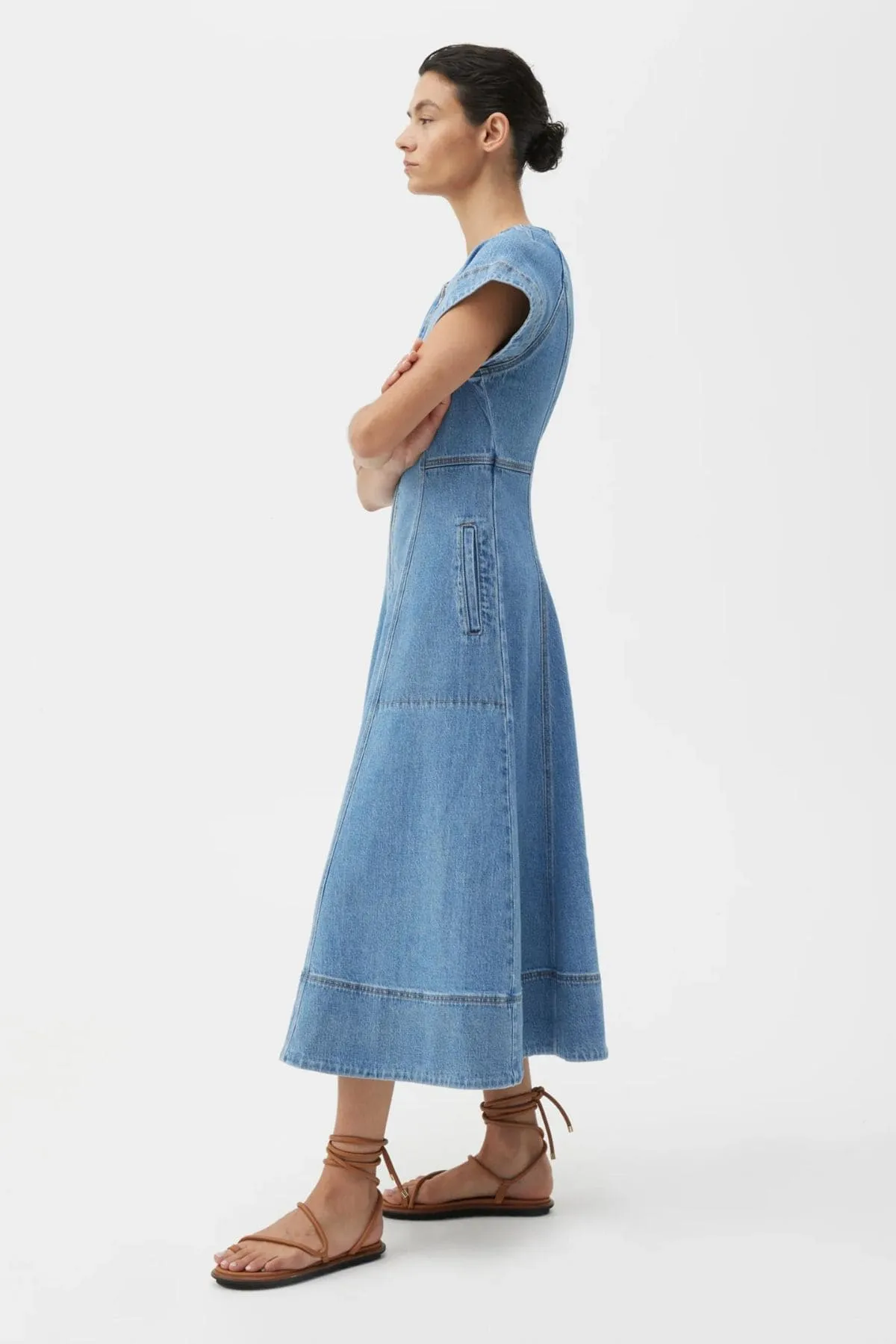 CLOVELLY DENIM DRESS LIGHT BLUE