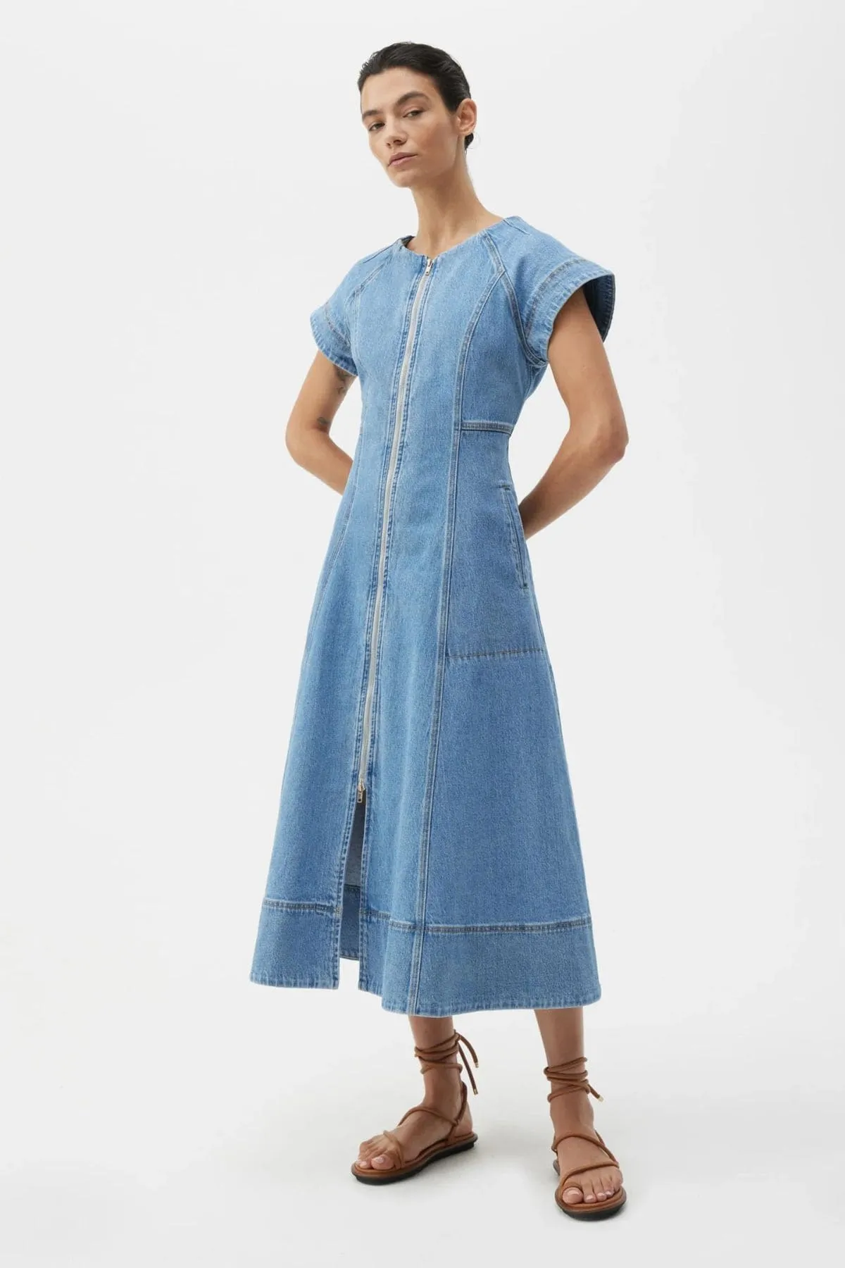 CLOVELLY DENIM DRESS LIGHT BLUE