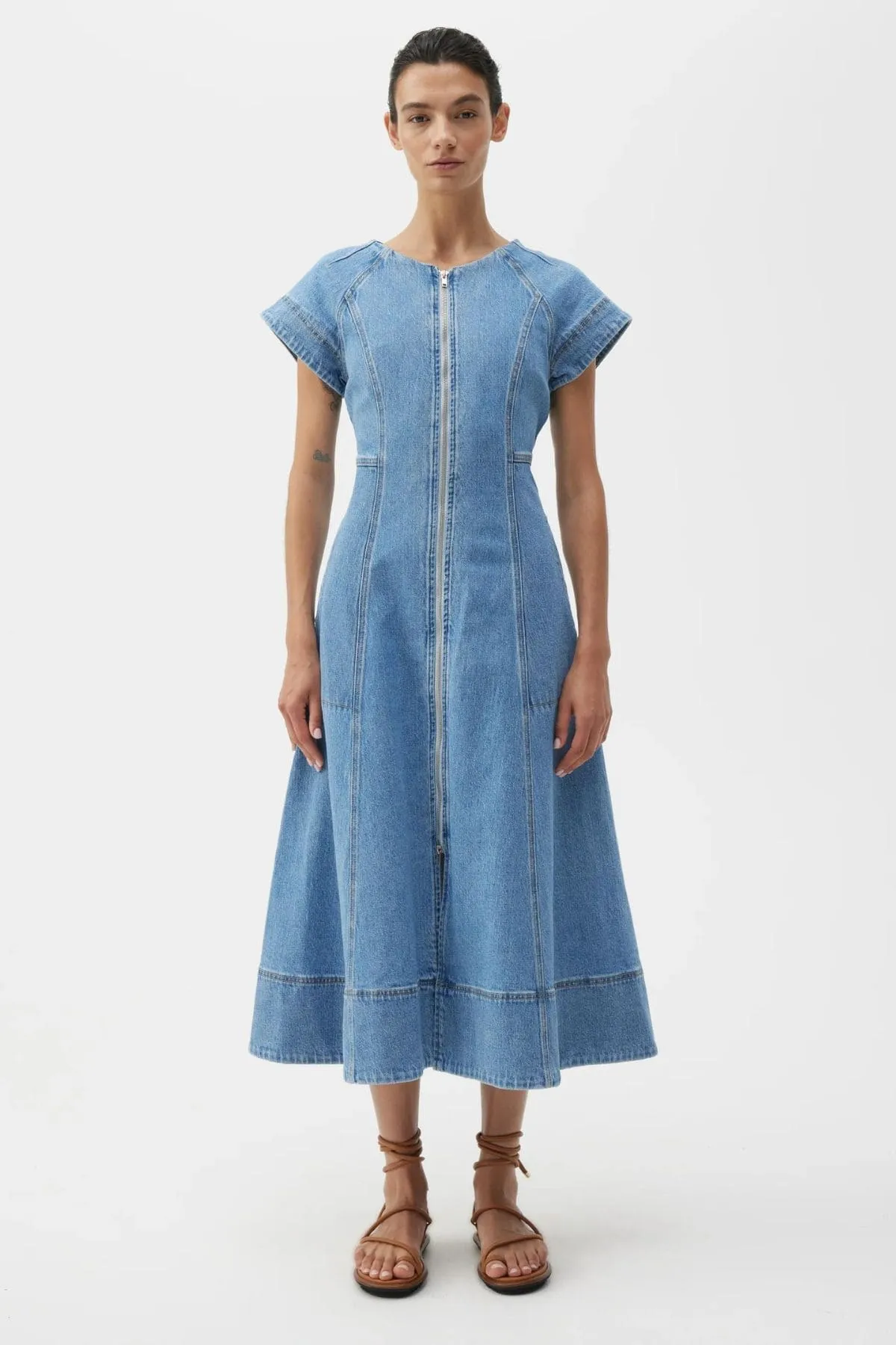 CLOVELLY DENIM DRESS LIGHT BLUE