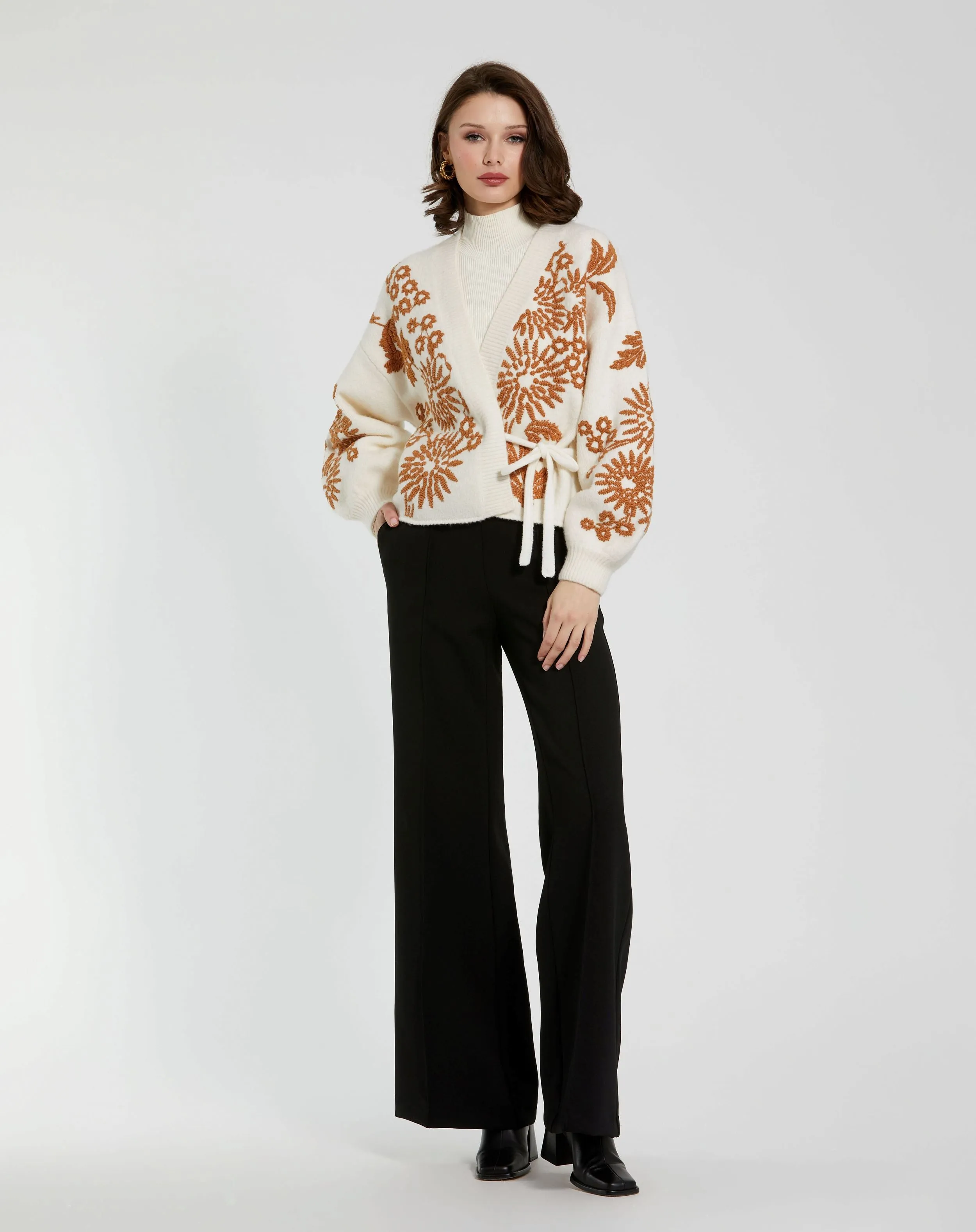 Cropped Knit Cardigan With Floral Details