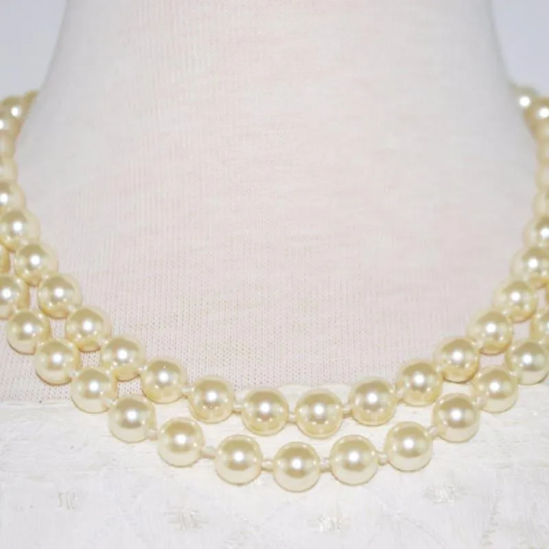 Double Strands Elegant Cream Color Shell Beaded Necklace