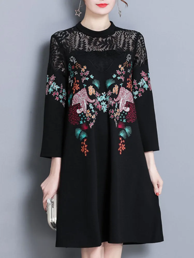 Elegant Embroidered Lace A-line Dresses