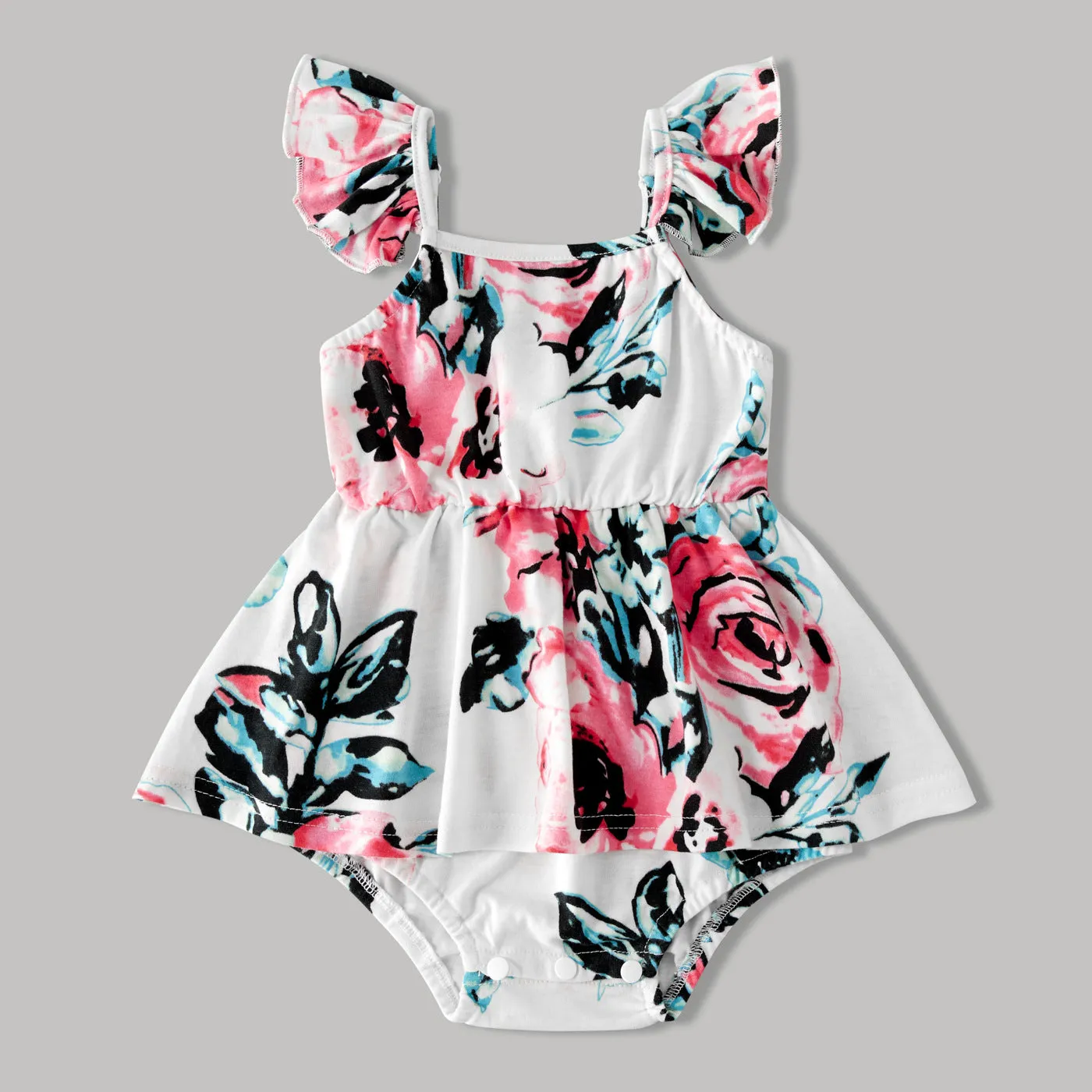 Family Matching Solid Spaghetti Strap Splicing Floral Print Dresses and Short-sleeve T-shirts Set