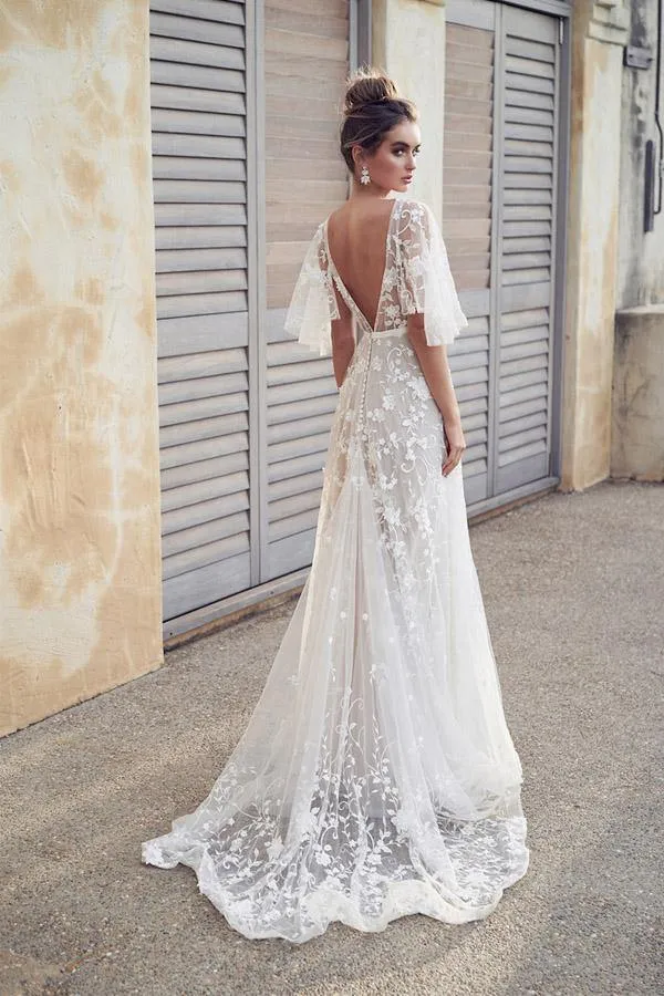 Promfast Ivory V Neck Beach Wedding Dresses with Lace Appliques PFW0619